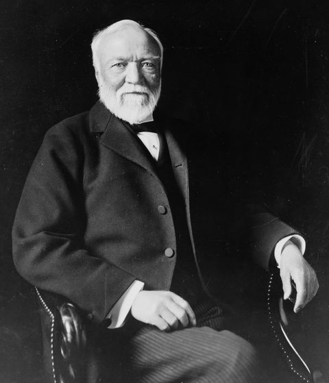 Andrew Carnegie muốn xây dựng tất cả.