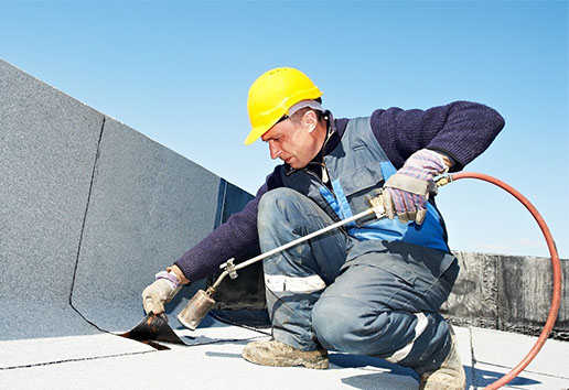 Cống thấm sàn bê tông bằng khò nóng